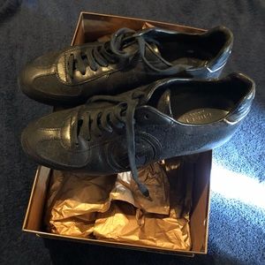 Authentic GUCCI sneakers
